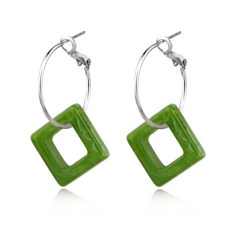 Retro style square hoop earrings